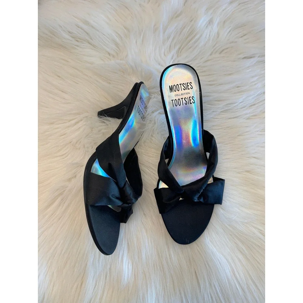 Mootsies Tootsies collection‎ black kitten heel pumps size 6 EUC