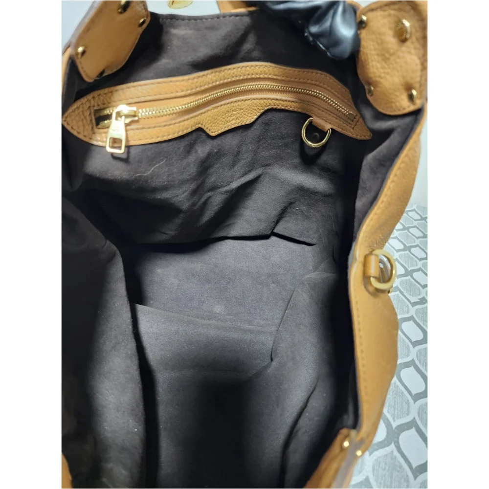 Louis Vuitton this authentic