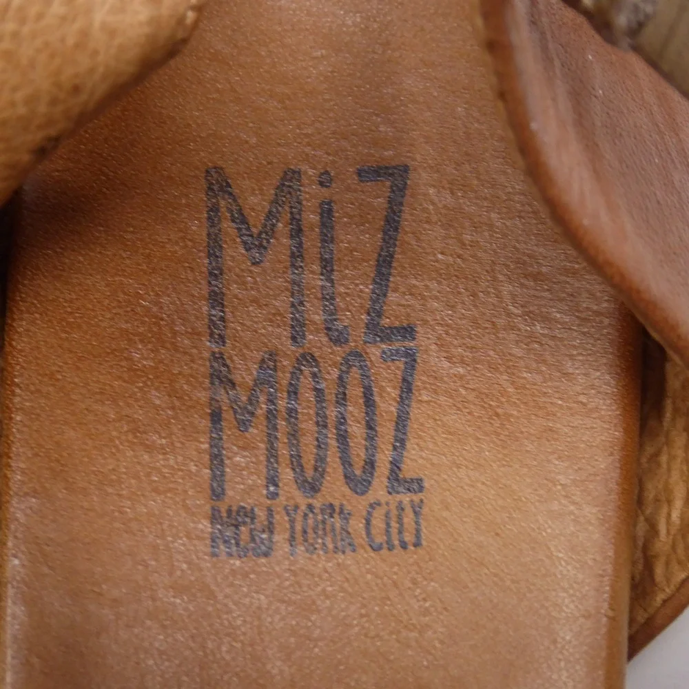 Miz Mooz business miz