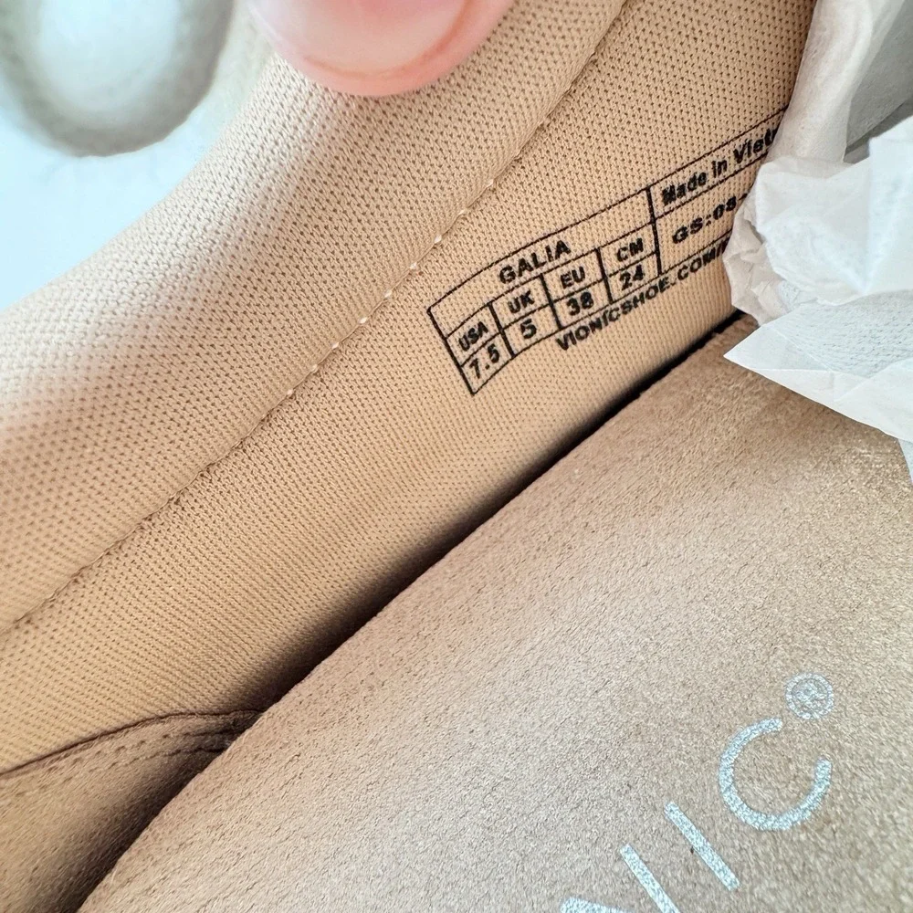 Vionic Galia Women's Knit Sneakers 7.5 Tan Comfort Casual Travel Walking Shoes