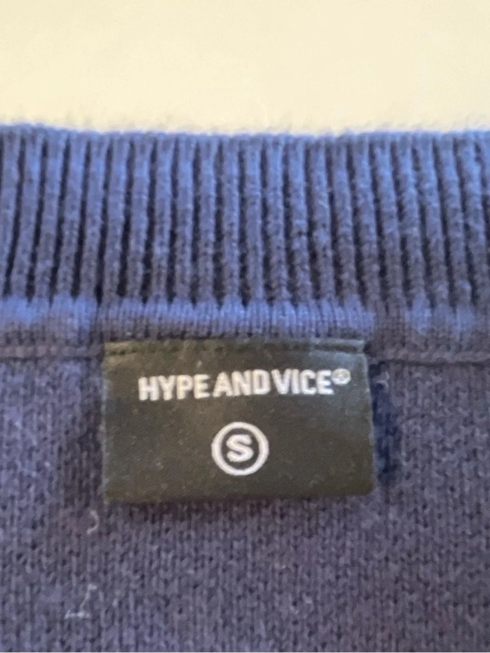 Hype and Vice cropped navy