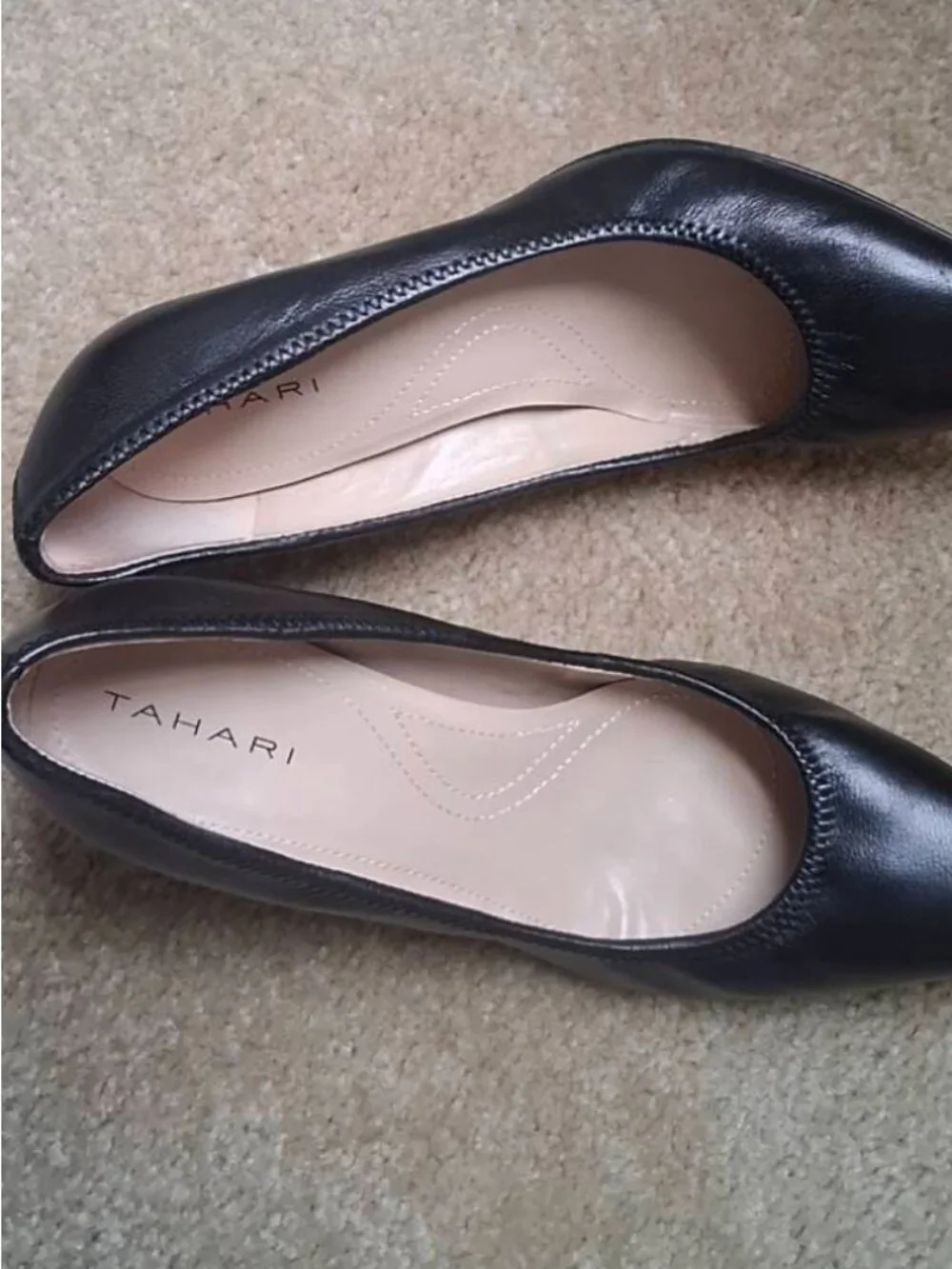Tahari brett classic