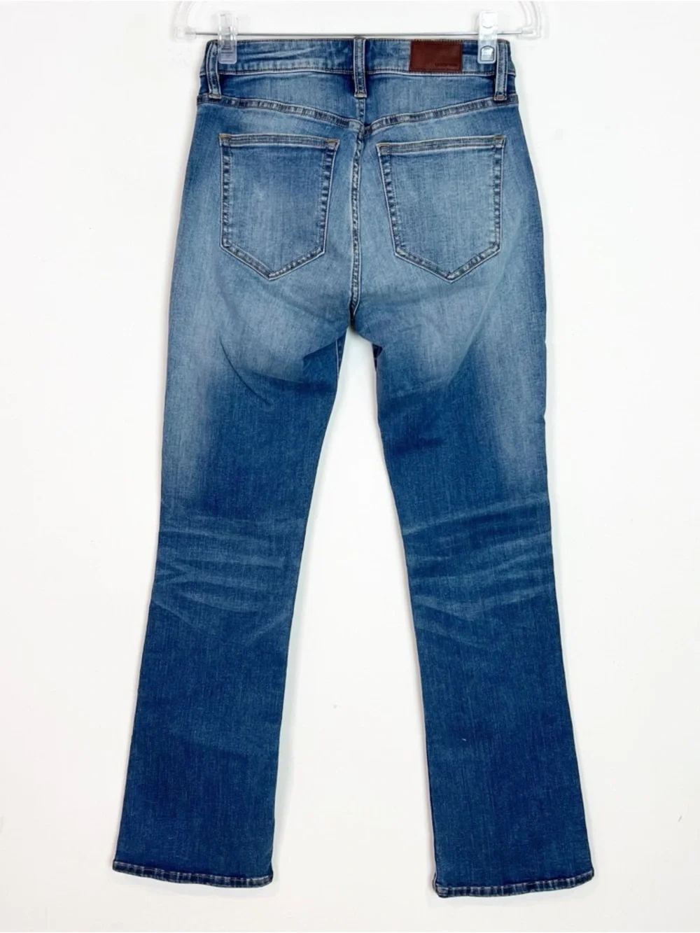 LANDS END MID RISE CURVY BOOT CUT JEANS WOMENS SZ 4 NWT
