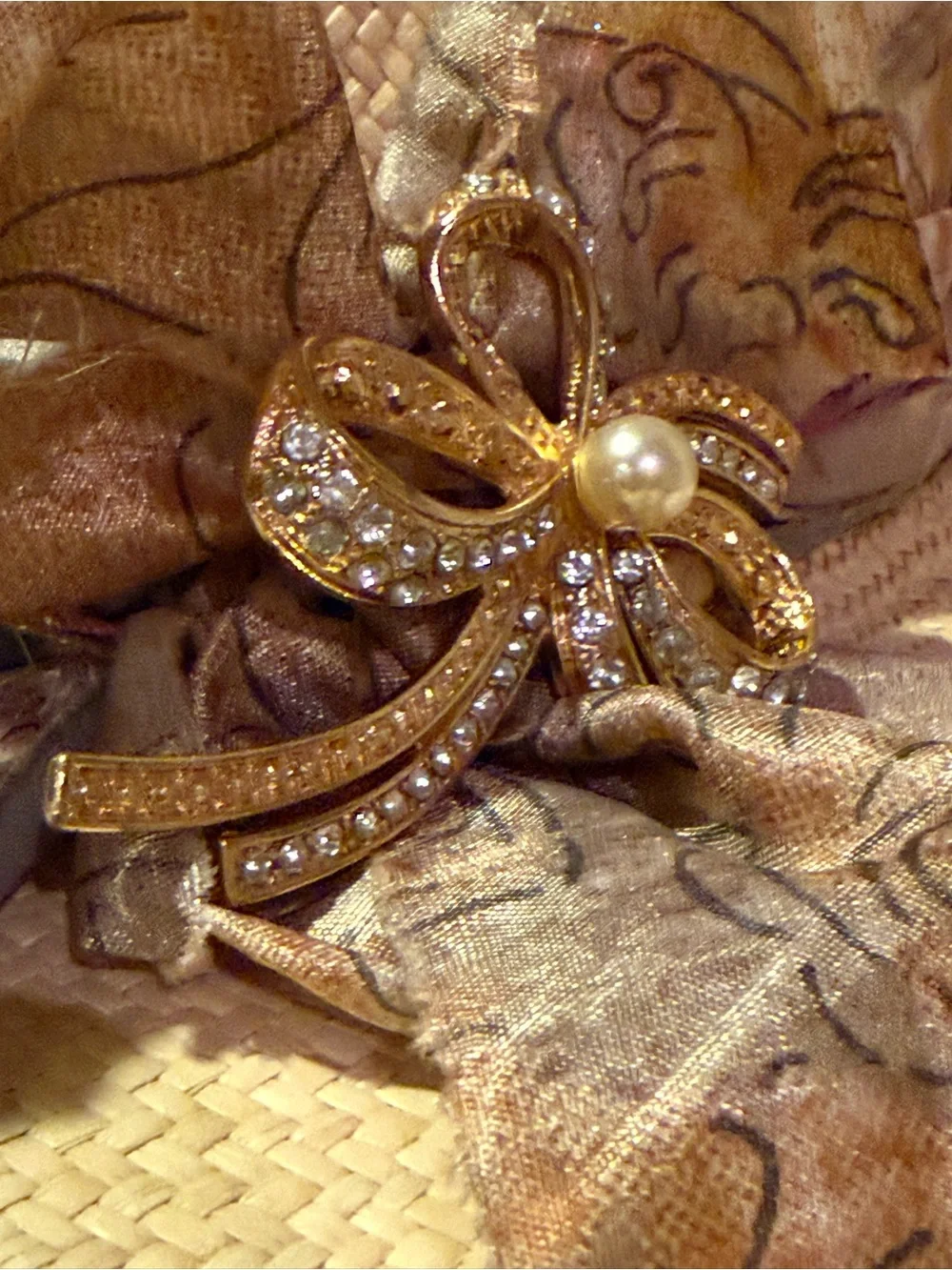 N/A vintage gold