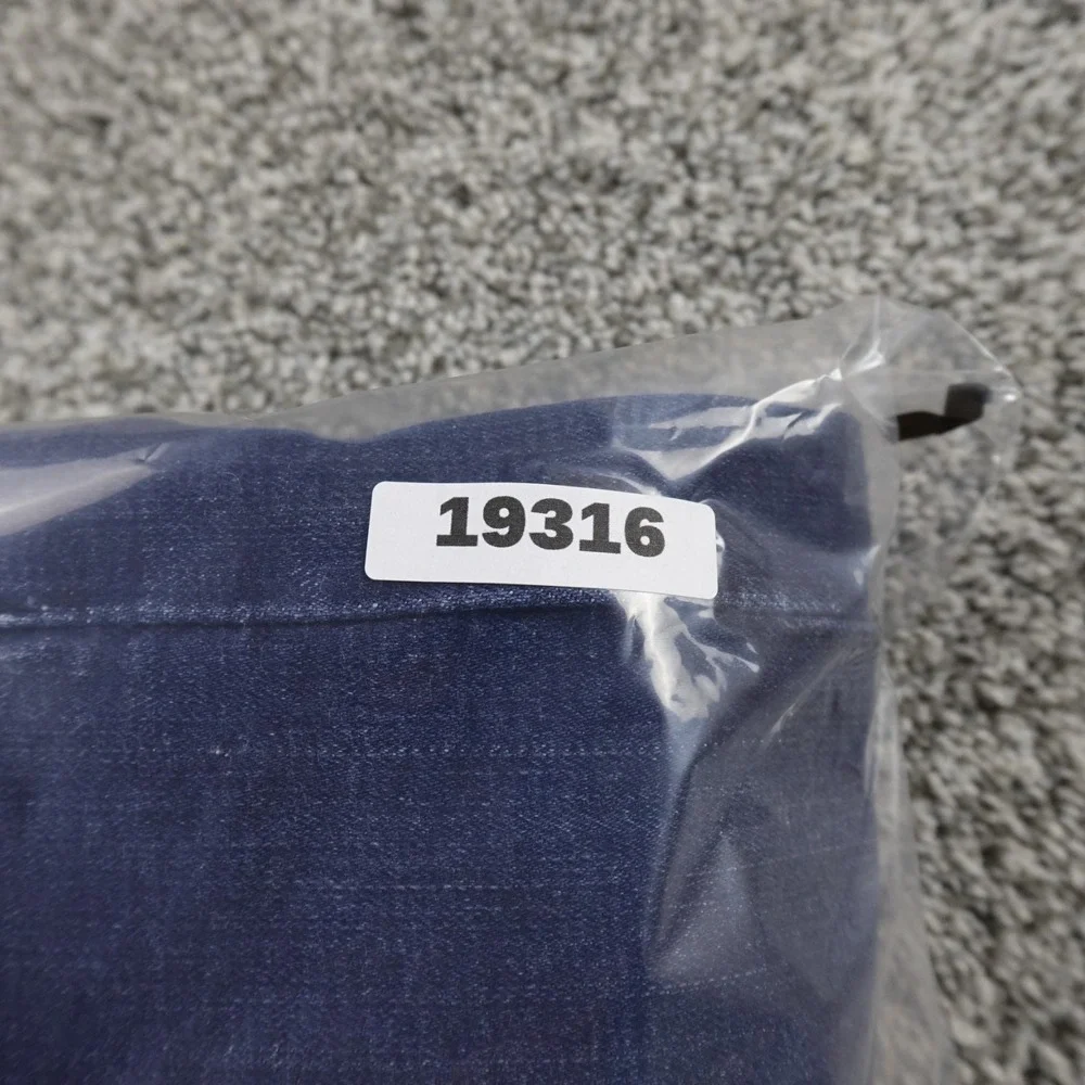 Levis Jeans Mens 36X32 Dark Blue Denim Pants 501 Button Fly Straight Leg Stretch