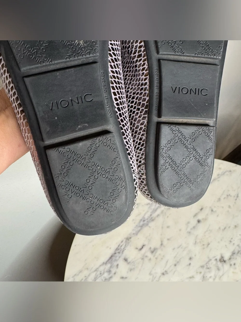 Vionic laurun loafers