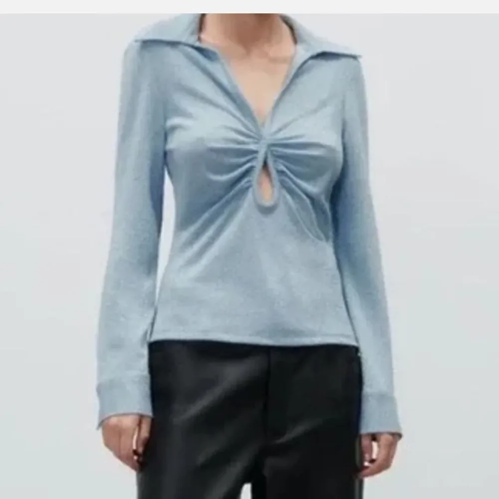 NWOT ZARA Sparkle Ruched Button Front Cutout Long Sleeve Blouse Light Blue Sz S