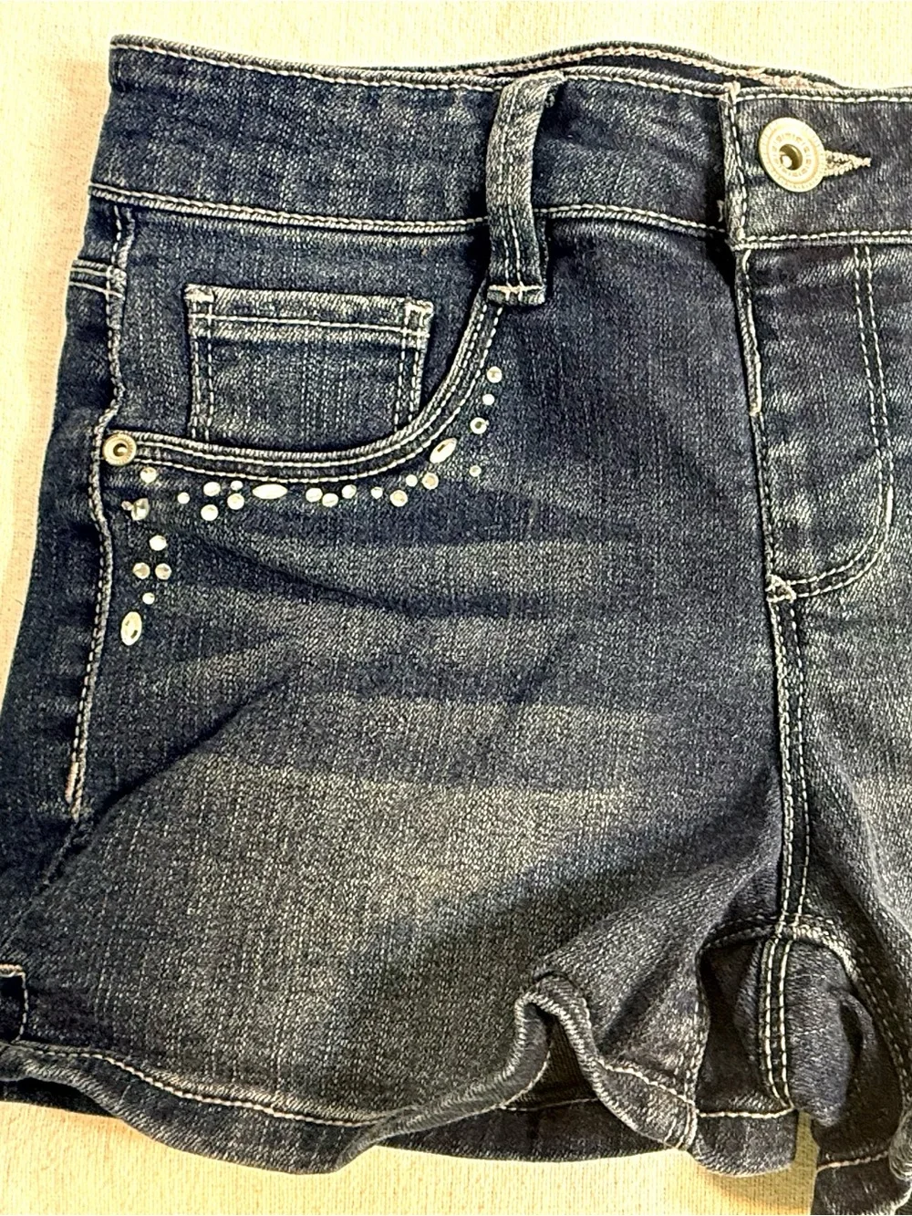 Squeeze dark wash