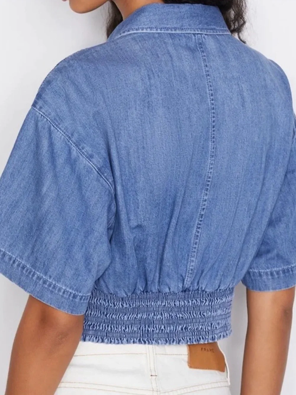 FRAME Denim Cropped Cotton Shirt in Shoreline Wash Size M
