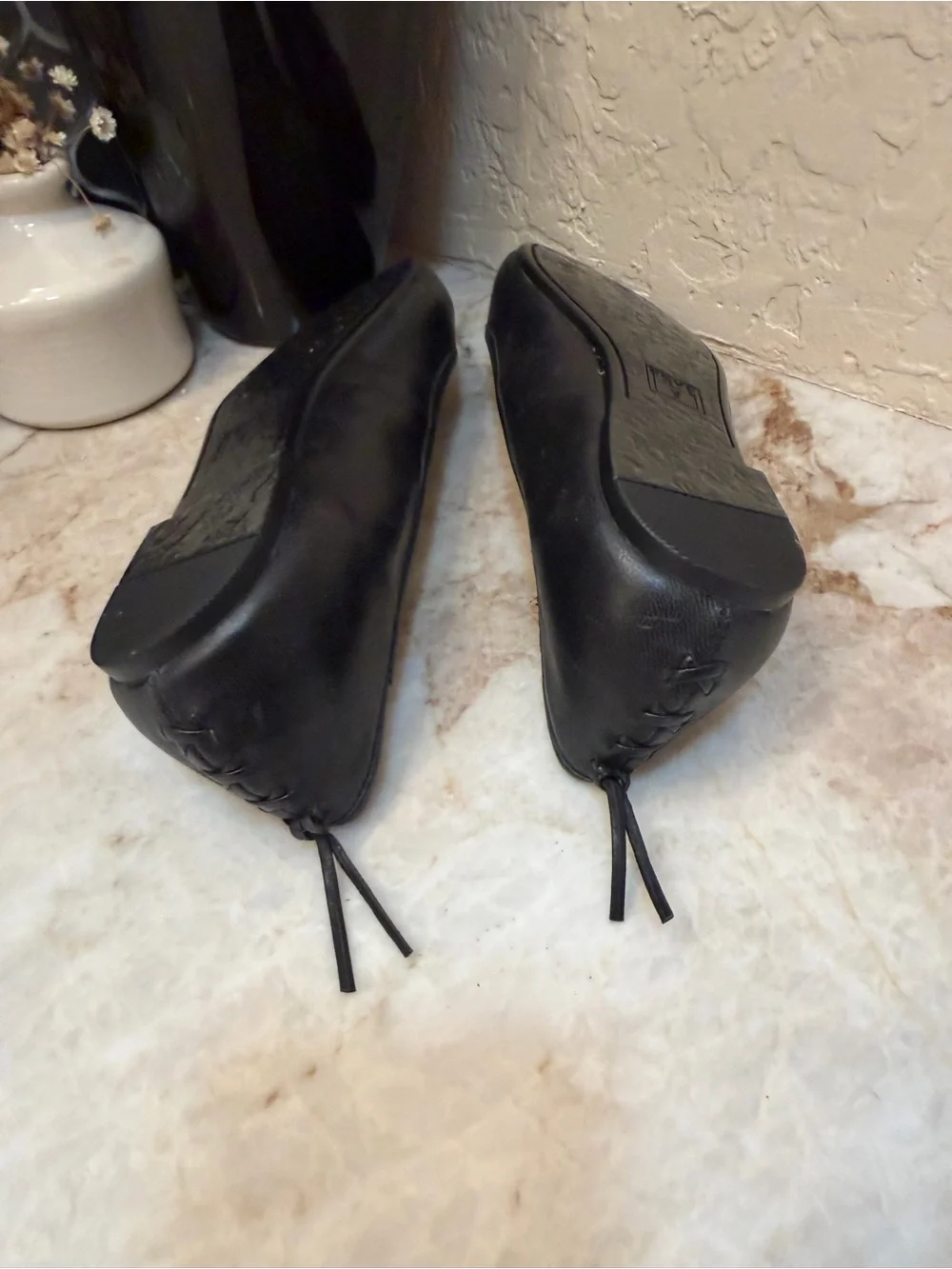 Frye “regina” black