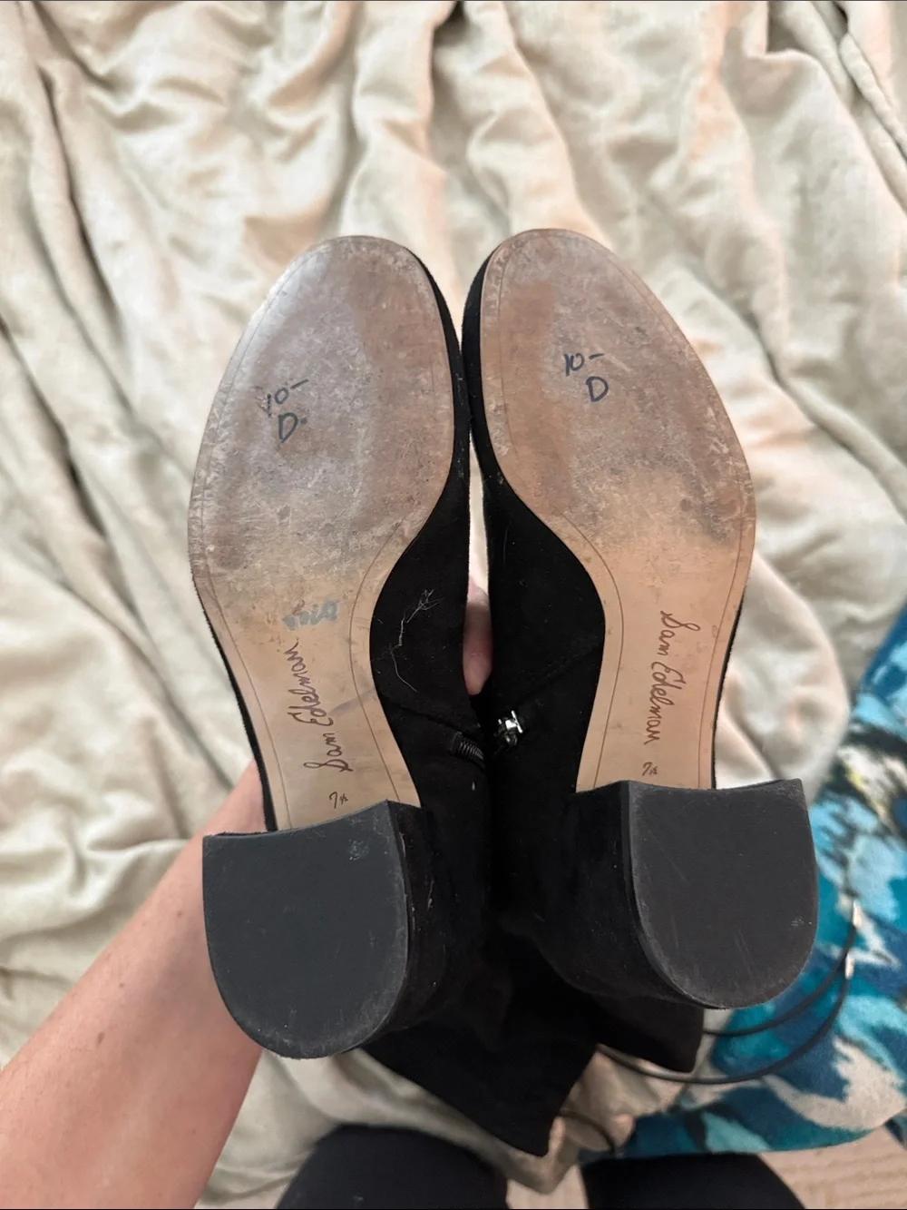 Sam Edelman sleek knee