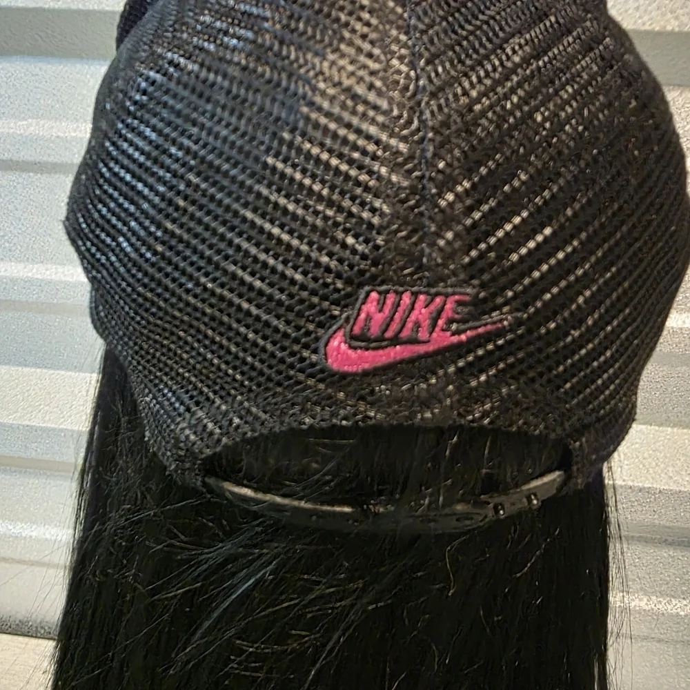 Nike chic black