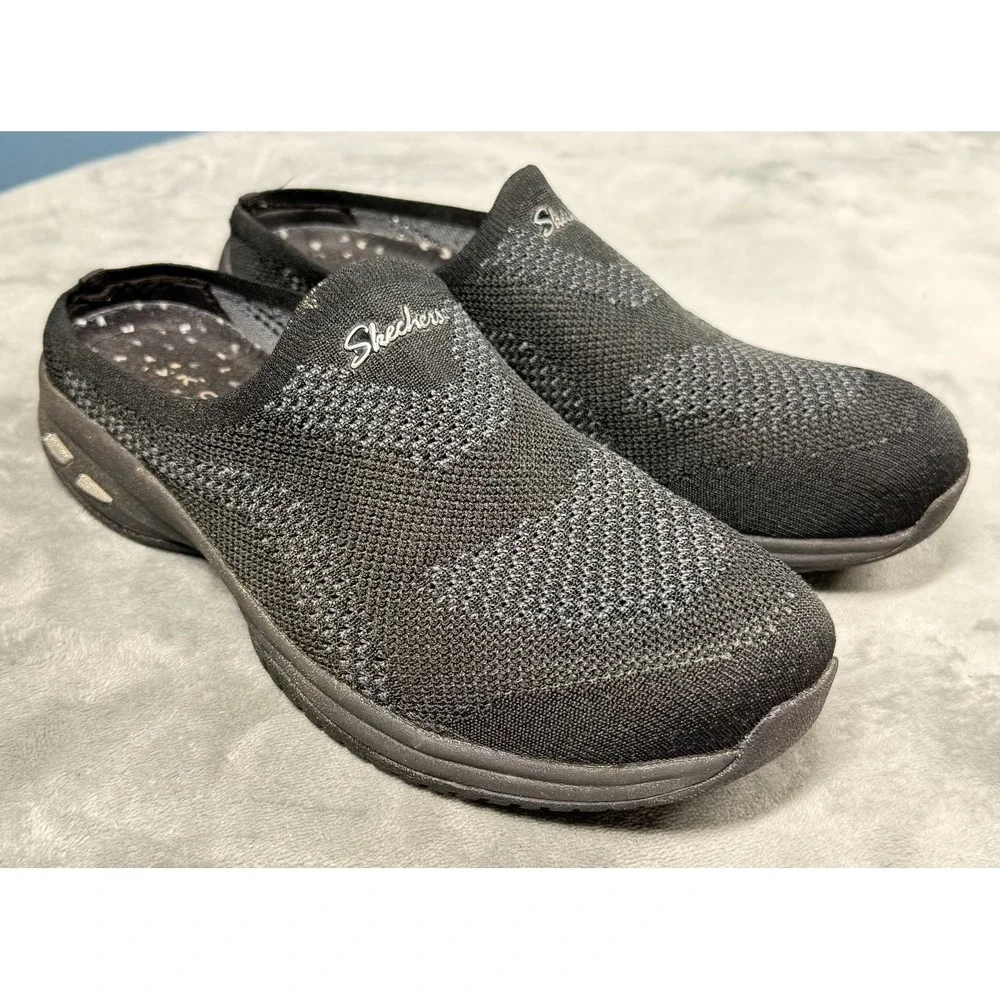 Skechers Go Walk Womens 9 Black Slip On Sneakers Knit Memory Foam