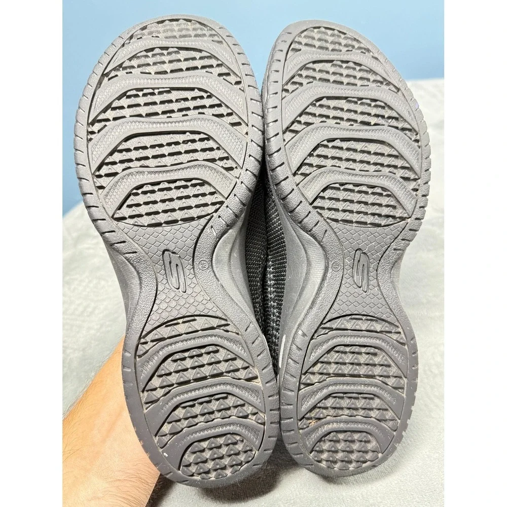 Skechers Go Walk Womens 9 Black Slip On Sneakers Knit Memory Foam
