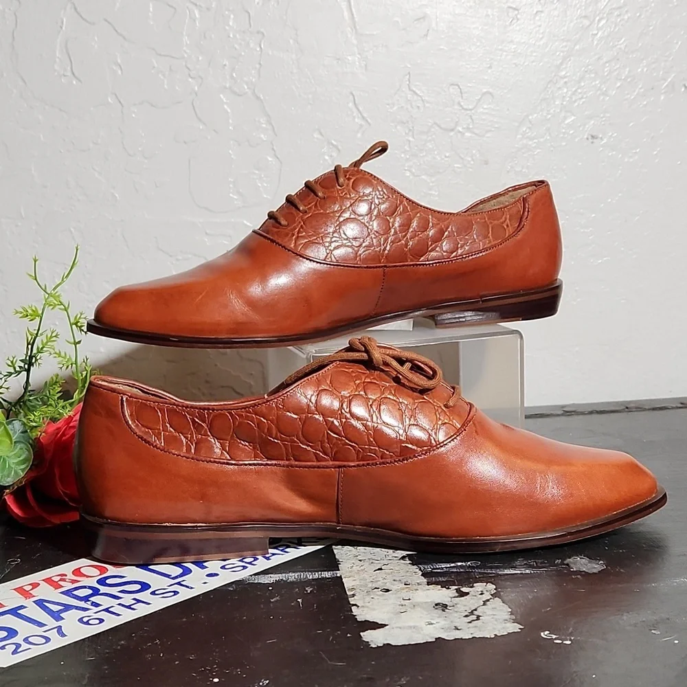 ANN MARINO Leather Embossed Women's Lace Tie Dress Shoe 8.5M