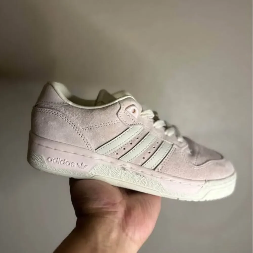 adidas size women’s