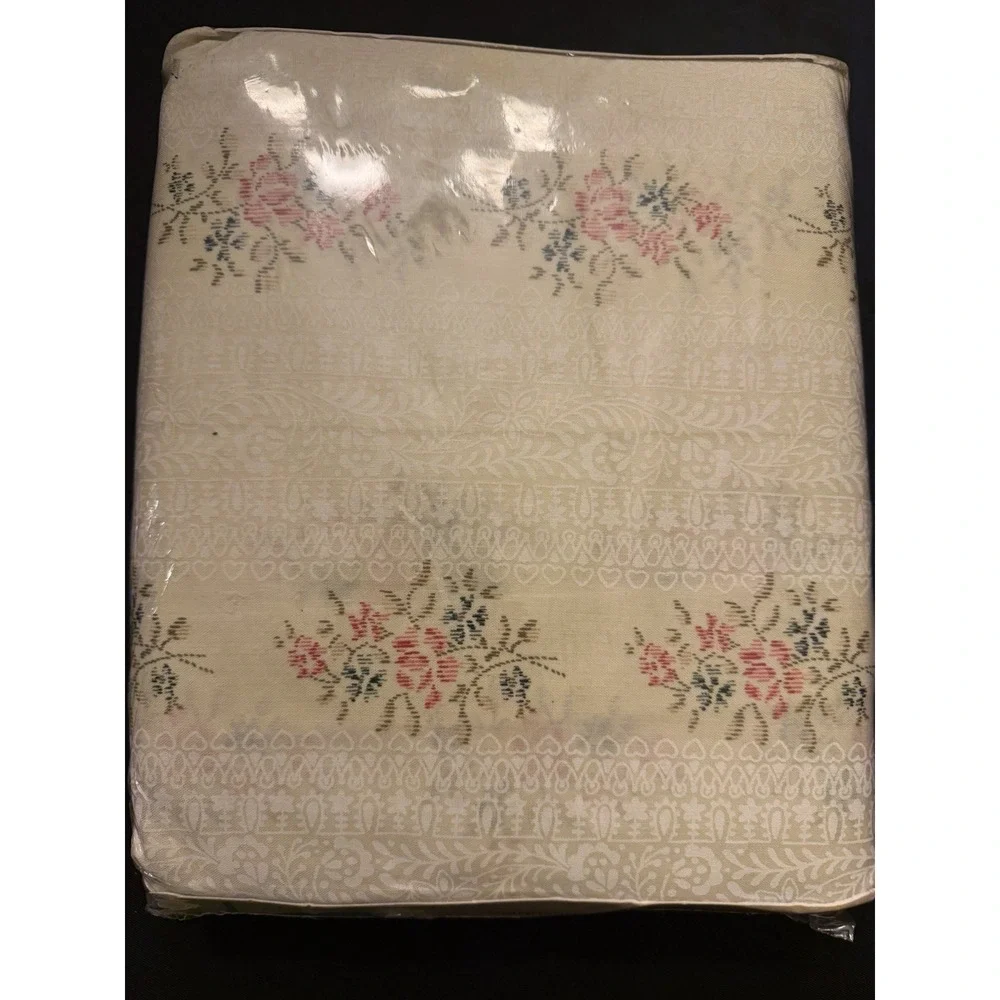 Vintage Thomaston Floral Pastel 4Pc Set Double No Iron USA Cottage core New
