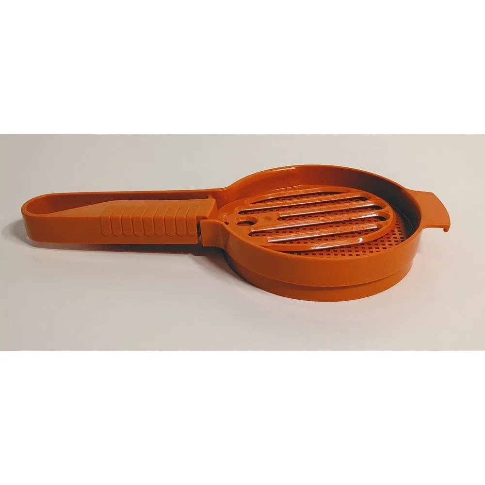 Tupperware orange sift