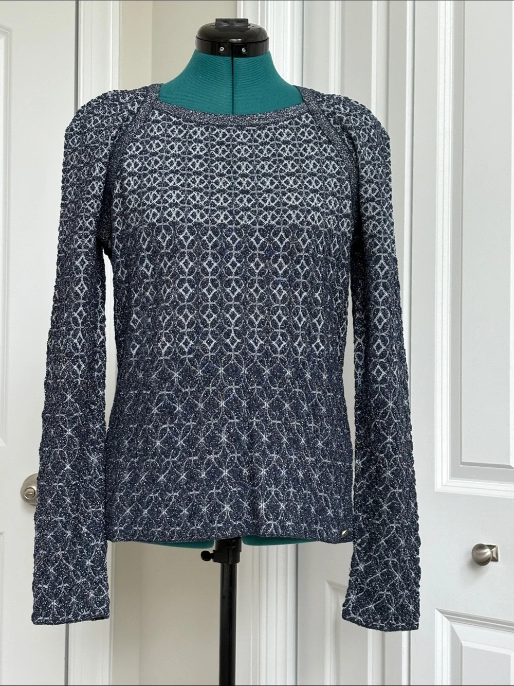 CHANEL Navy and White Long-Sleeve Knit Top - Cruise 2015
