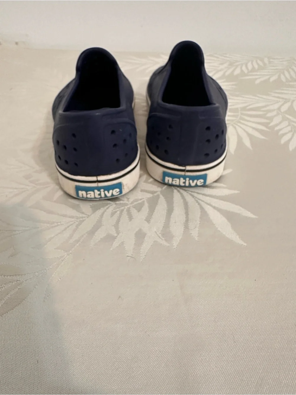 Native lightweight slip