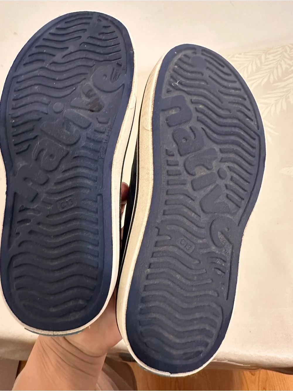 Native lightweight slip