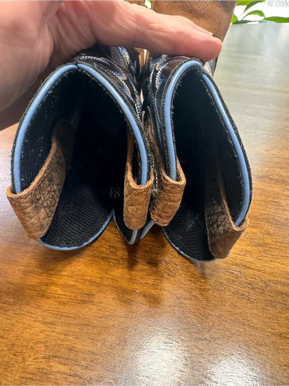 Ariat tombstone wide
