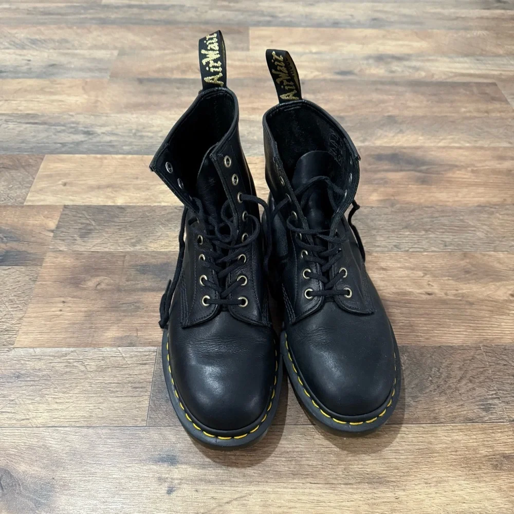 Dr. Martens reposhing this