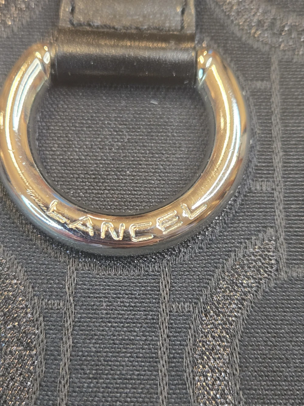 Lancel Paris practical measurements