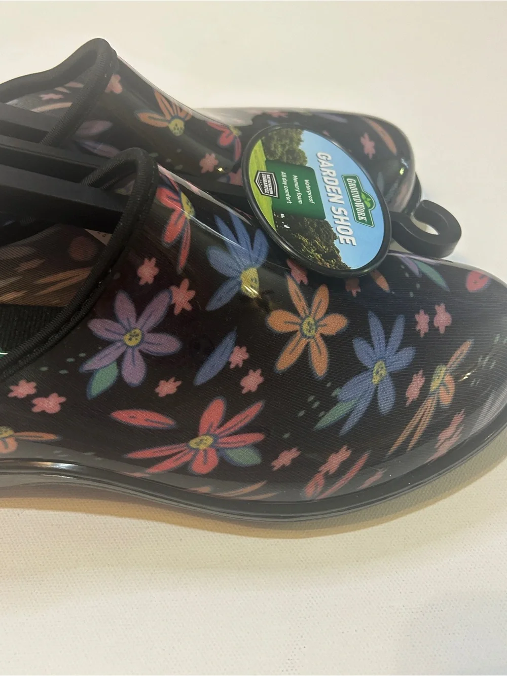 Floral Garden Shoes Waterproof Memory Foam Clog Black Multi Women’s Size 8 NWT