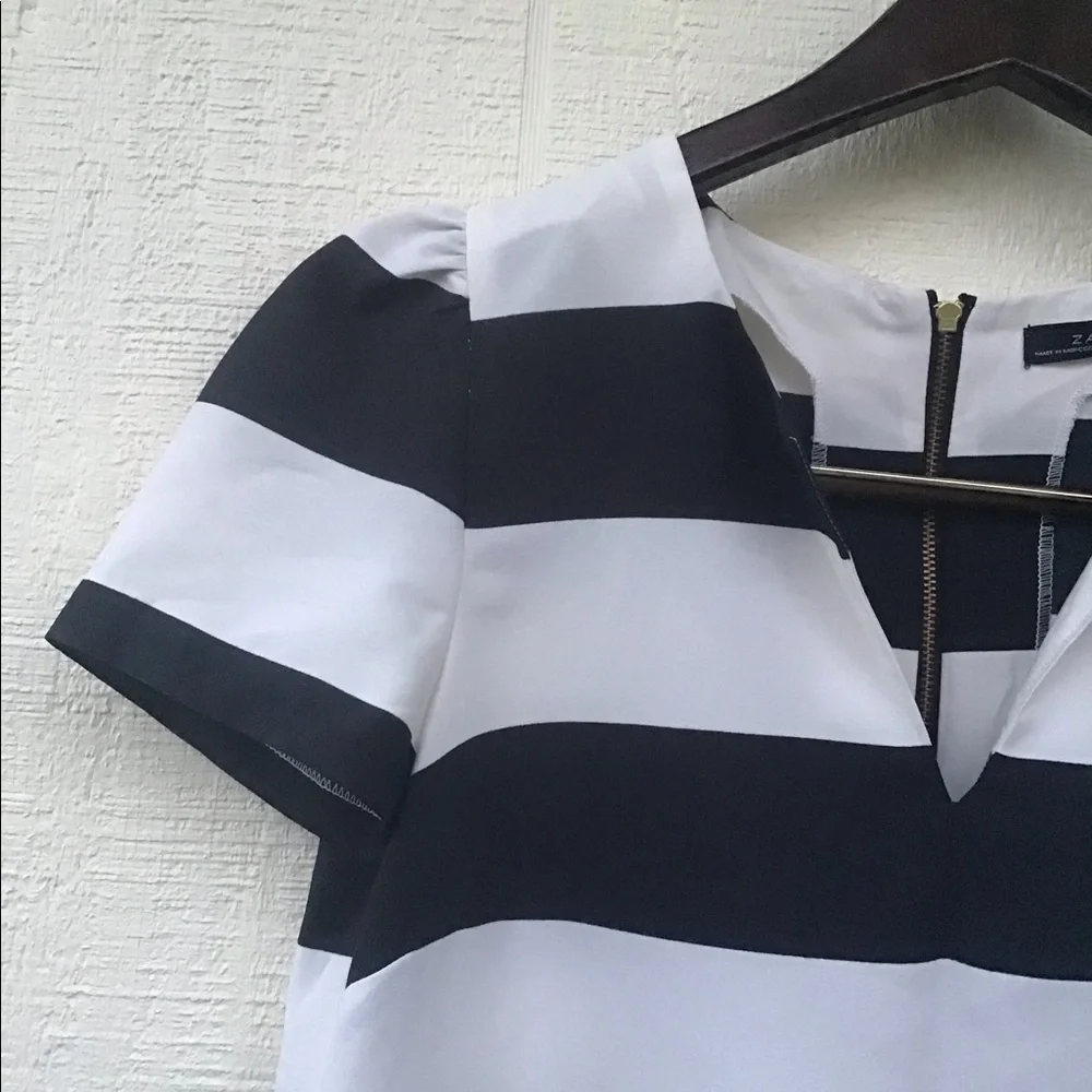 Zara striped puff sleeve top