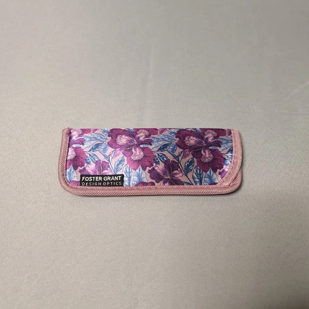 Foster Grant Eyeglass Case Womens OS Purple‎ Floral Soft Slip In Padded Sleeve