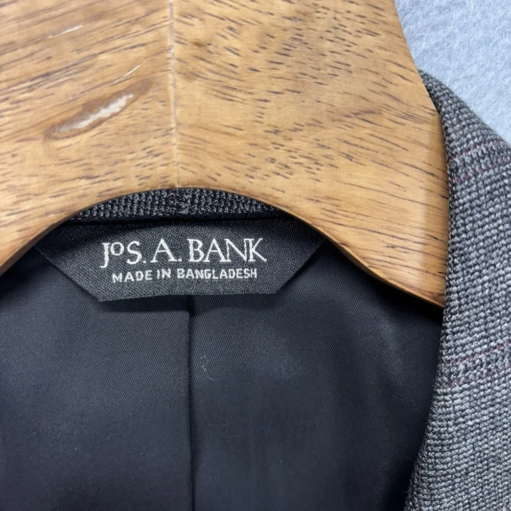Jos. A. Bank mens see