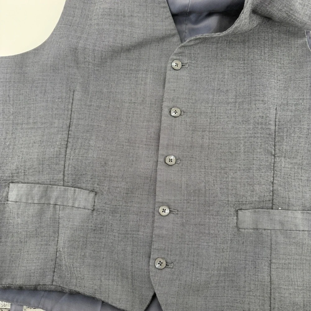 Tasso Elba sophisticated versatile
