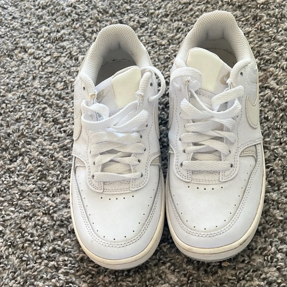 Nike classic white