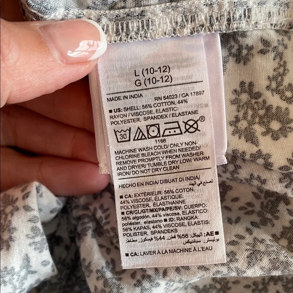 Old Navy stylish floral