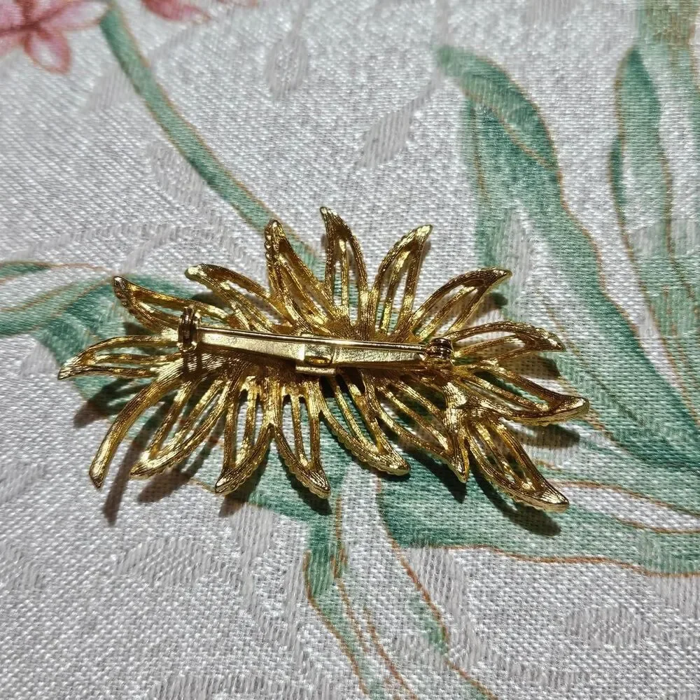 vintage glam boho gold tone leaves brooch