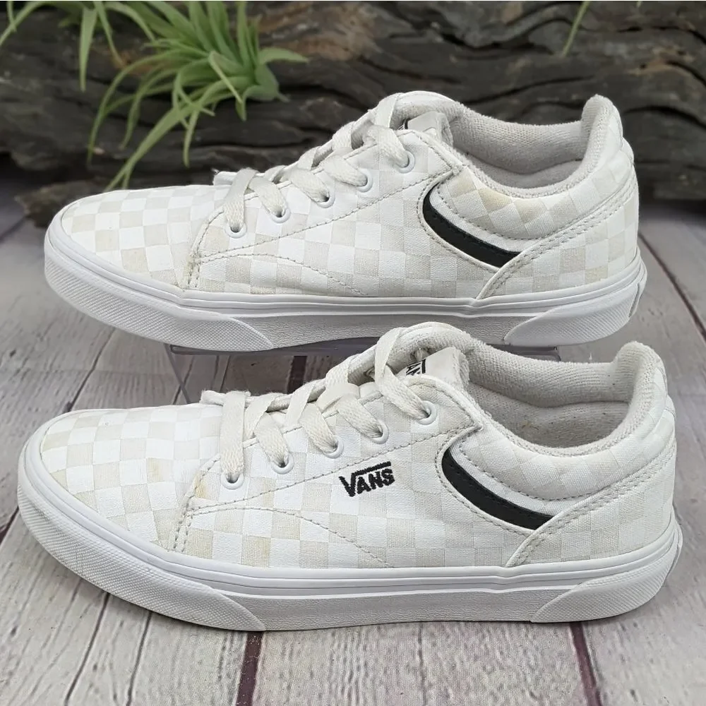 Vans lace up
