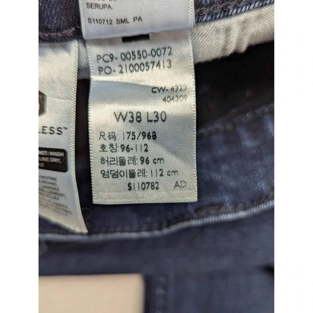 Levis 550 Relaxed Fit Jeans Mens 38x30 Dark Wash Indigo WaterLess