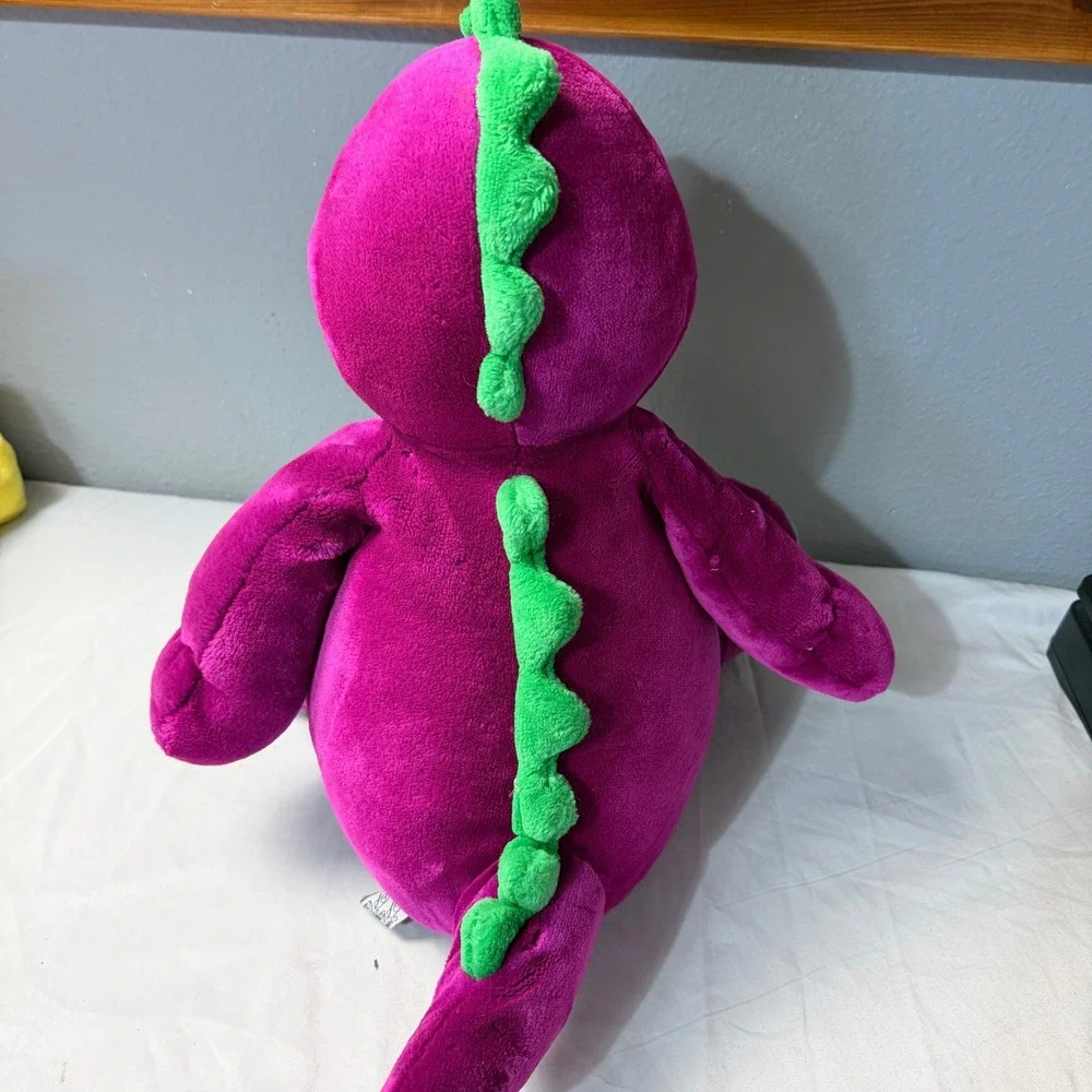 CHRISHA Playful Plush vintage barney