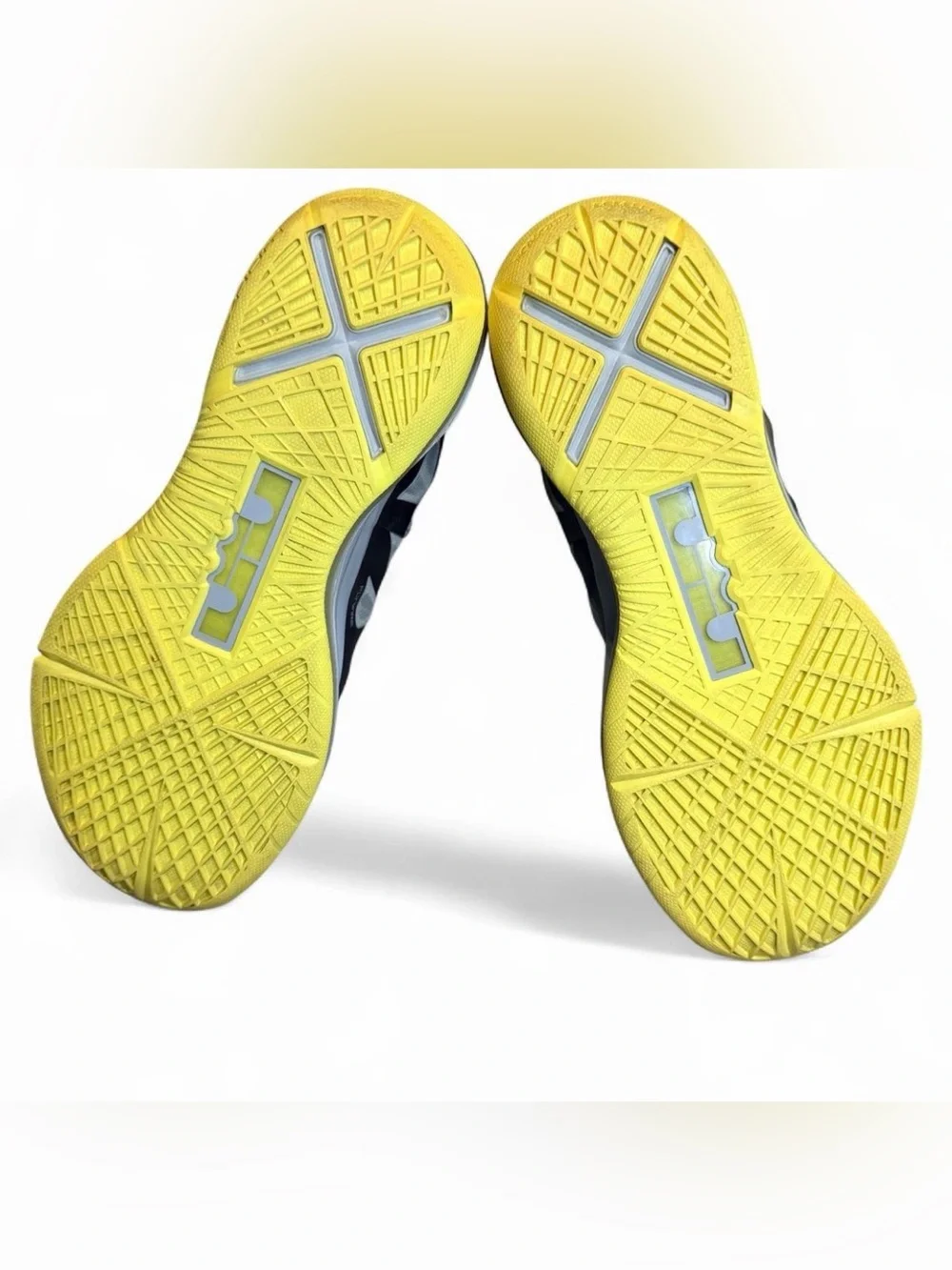 Nike men’s athletic