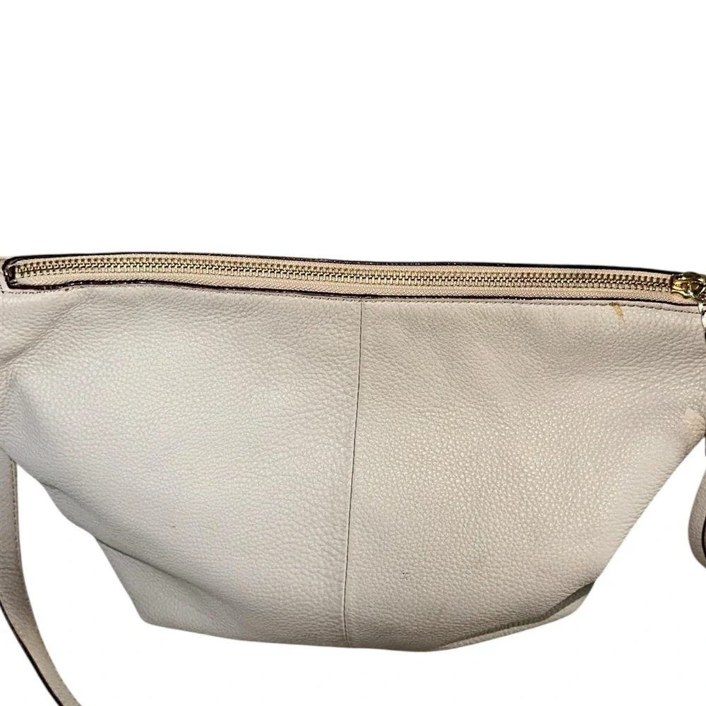 Kate Spade New York Hobo Bag Beige Pebbled Leather Crossbody