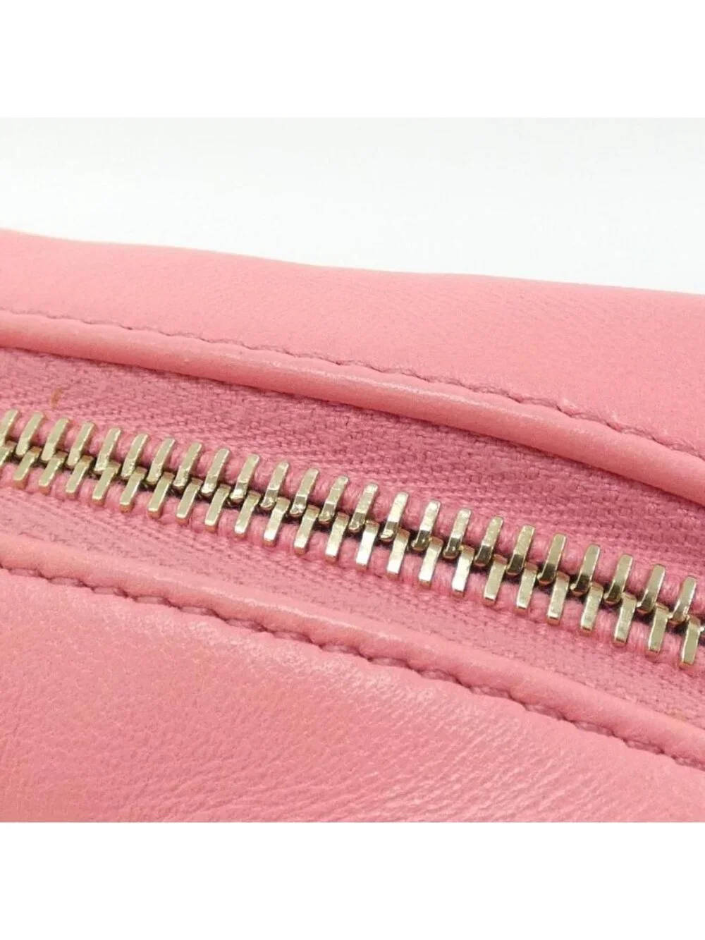 Chanel Shoulder Bag Pink