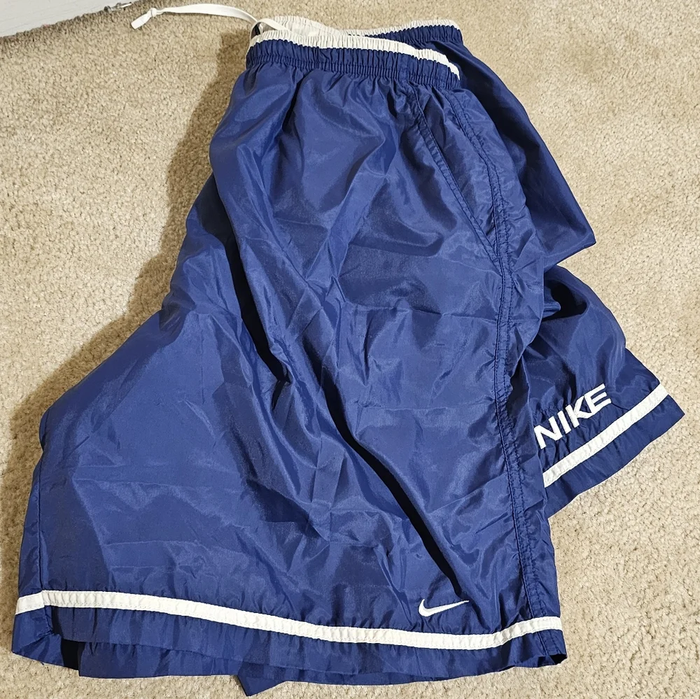 Vtg Y2K Nike Swim Trunks Men’s XL Navy Blue Spellout Logo Mesh Lined Pockets‎