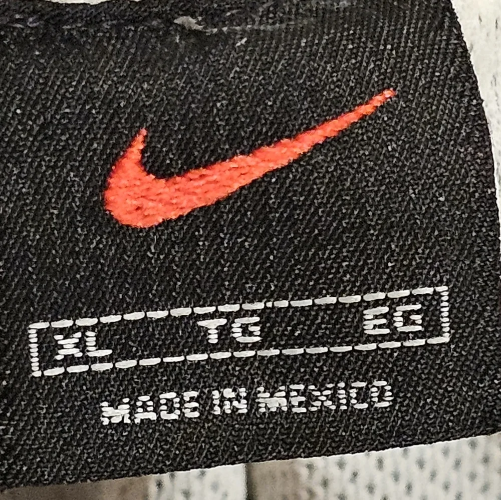 Nike laundry stripped