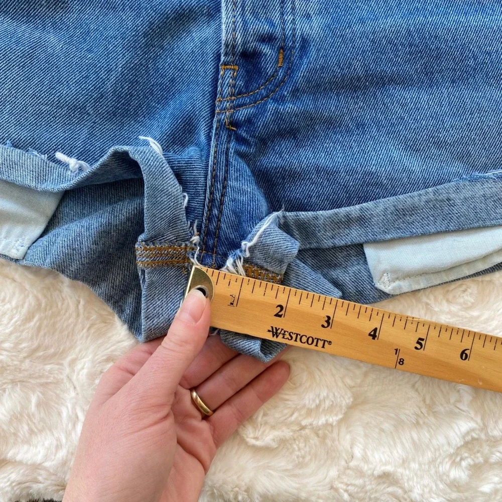 BDG Denim‎ Shorts Women 28 Blue High Rise Button Fly Distressed Cuffed Festival