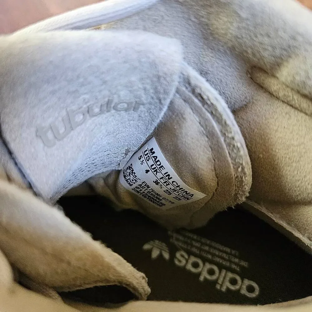 Adidas rubber 80s foot