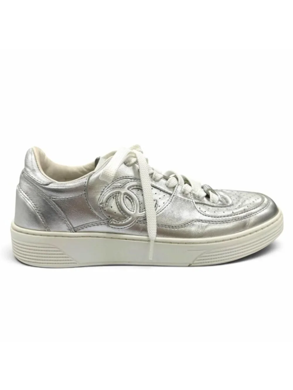 Chanel CC Logo Lace-up Leather Low Top Sneakers Silver