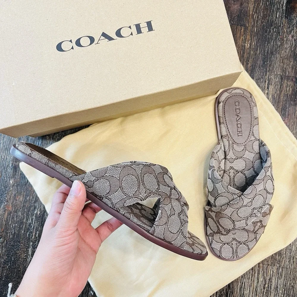 Coach Signature Jacquard Slide Sandals – Oak – Size 7.5B – Brand New in Box