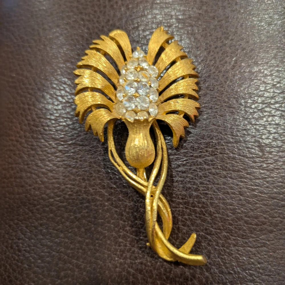 Vintage Signed M. J. Ent Faux Pearl Flower Gold Tone Floral Brooch 2.7