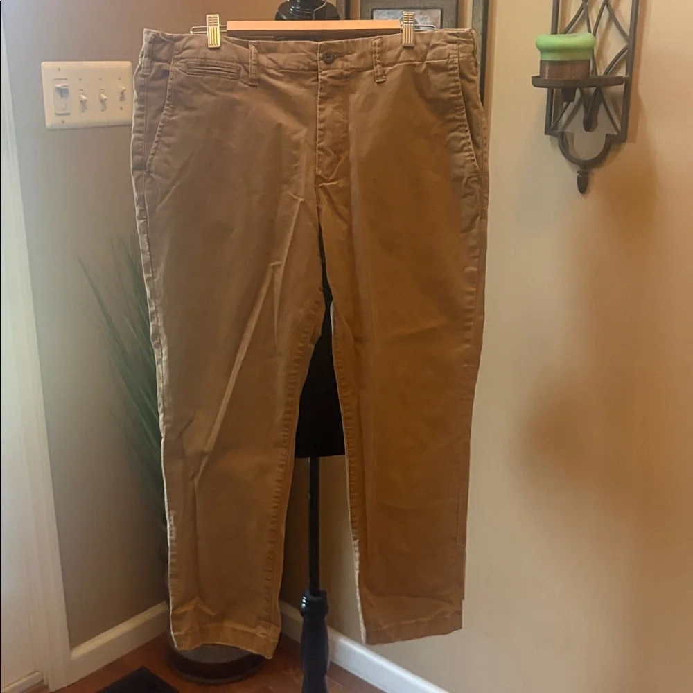 American Eagle Outfitters classic khaki